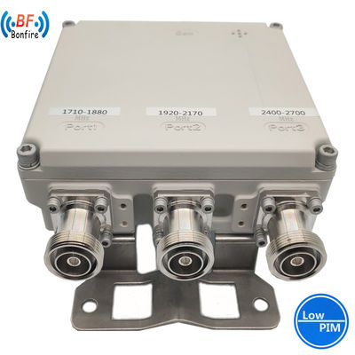 4.3-10 F DIN-F Интерфейс RF Триплекссер Трипл-Бэнд Комбинатор 380-2700 МГц Серый/Красный/Черный