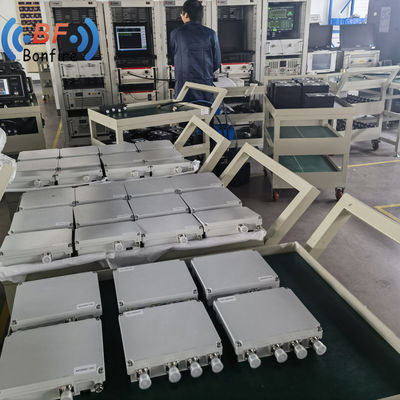 IP67 Квадплексер 698-960/1710-2170/2300-2700/3300-3800 МГц с 4,3-10 женским разъемом