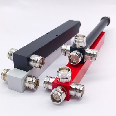 4 Way Low Pim Reactive High Power Splitter 698-3800MHz 4,3-10 F Серый/Красный/Черный/Конфигурированный