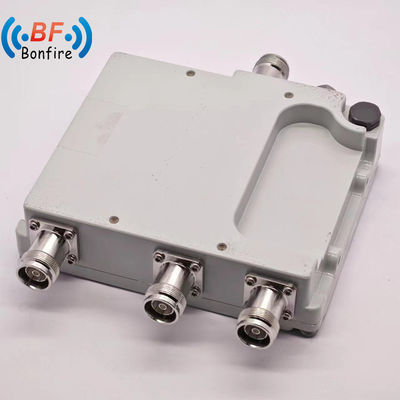 4X4 Low Pim 1710-1880 1920-2170 2300-2400 2500-2700 МГц с N 4.3-10 DIN соединителем Серый