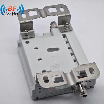 Квадразвуковой комбайнер 5g Mul RF Комбайнер Триплексер 1710-1880 1920-2170 2300-2400 2500-2700 МГц