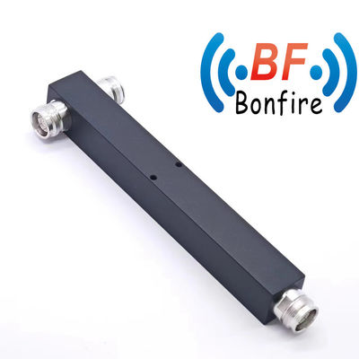 698-6000MHz RF широкополосная связь 2 Way 4.3-10 F Power Splitter для сберегающих пространство установки