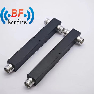 698-6000MHz RF широкополосная связь 2 Way 4.3-10 F Power Splitter для сберегающих пространство установки