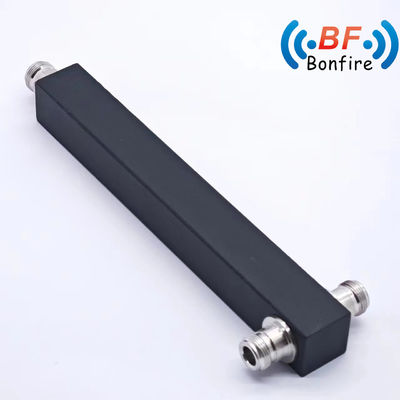 2 Way Power Splitter 617-4000MHz N Женщина IP65 Шитье 22,00 см * 7,00 см * 4,00 см Размер упаковки