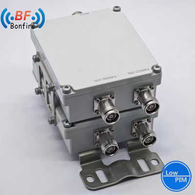 1710-1880 1920-2170 2300-2400 2500-2700 МГц Триплексер RF Диплексер Комбинатор с SMA-коннектором