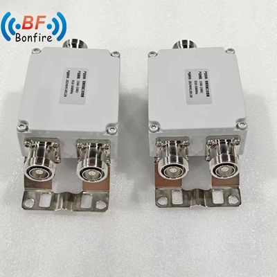 Низкий Pim -160dbc Комбинатор двойной полосы 2300-2400 2500-2700MHz с женским разъемом DIN