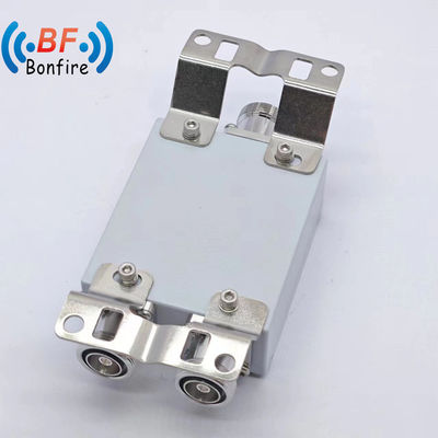 4.3-10f DIN-F N-F Интерфейс 2300-2400 2500-2700 МГц Комбинатор радиочастотного тока с низкой частотой PIM Комбинатор двойной полосы
