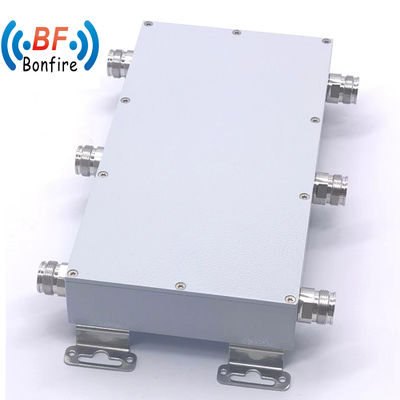 Внутренний/внешний IP65 3 в 3 с гибридной комбинацией 698-3800MHz 4.3-10-F HCXXXXXXX