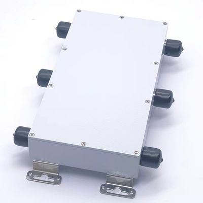 Внутренний/внешний IP65 3 в 3 с гибридной комбинацией 698-3800MHz 4.3-10-F HCXXXXXXX