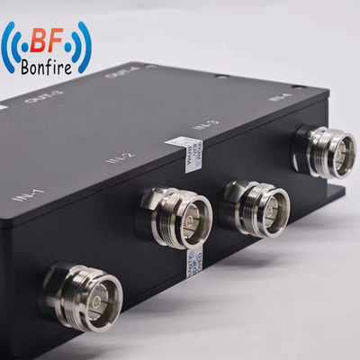 Комбинатор для внутренних и наружных помещений IP65 698-3800MHz RF 4X4 Гибридный соединитель 4.3-10 Женщина