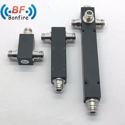 300 Вт N-Female RF двухсторонний разделитель мощности 698-4000 МГц для внутреннего / наружного IP65