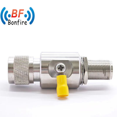 RF 698-3800MHz Коаксовый защитник от перенапряжения N Женская переборка к N-F Удерживатель молнии