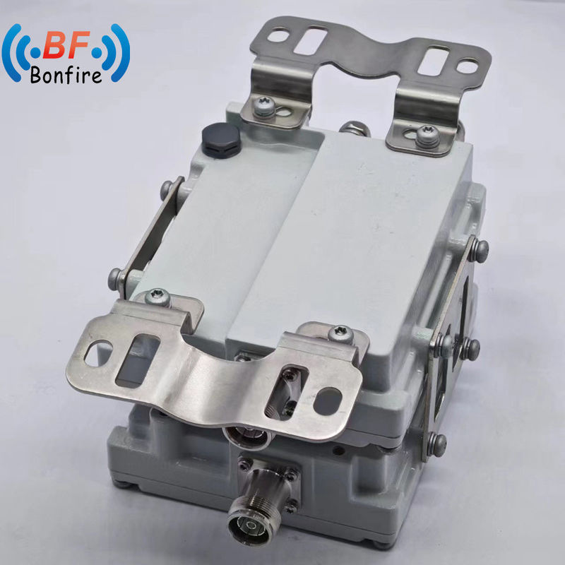 4.3-10 Женский соединитель 5g RF Quad Combiner 1710-1880 1920-2170 2300-2400 2500-2700MHz