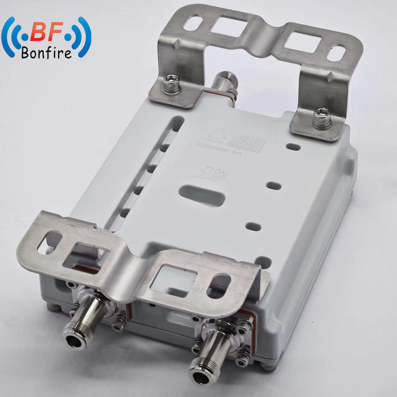 2500-2700 МГц Диплексор RF UHF Триплексорный передатчик для IB/Das
