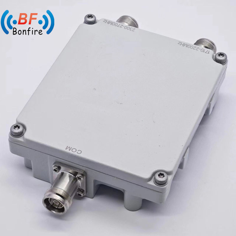 2300-2400 2500-2700 МГц Низкий Pim -150dbc RF Триплексер с разъемом N/4.3-10 и интерфейсом DIN-F