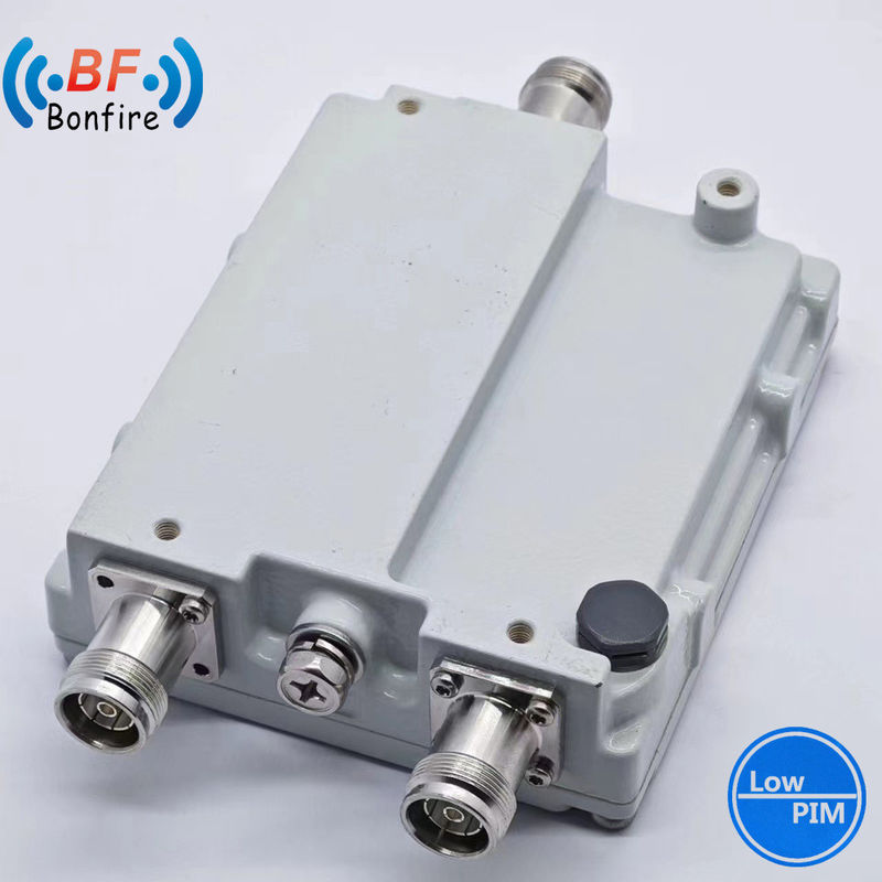 Комбинатор RF 1710-1880 1920-2170 2300-2400 2500-2700м Низкий пим -112 дбц 300 Вт Триплекс