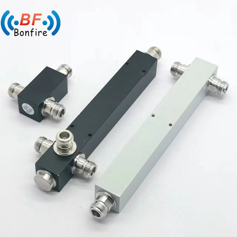 3 Way N Female Power Splitter для персонализированных компонентов общественной безопасности 698-3800MHz