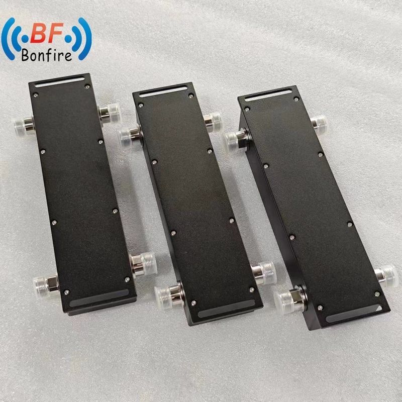Комбинатор N-Female RF Low Pim 698-3800MHz Пакет валовая масса 2000 кг