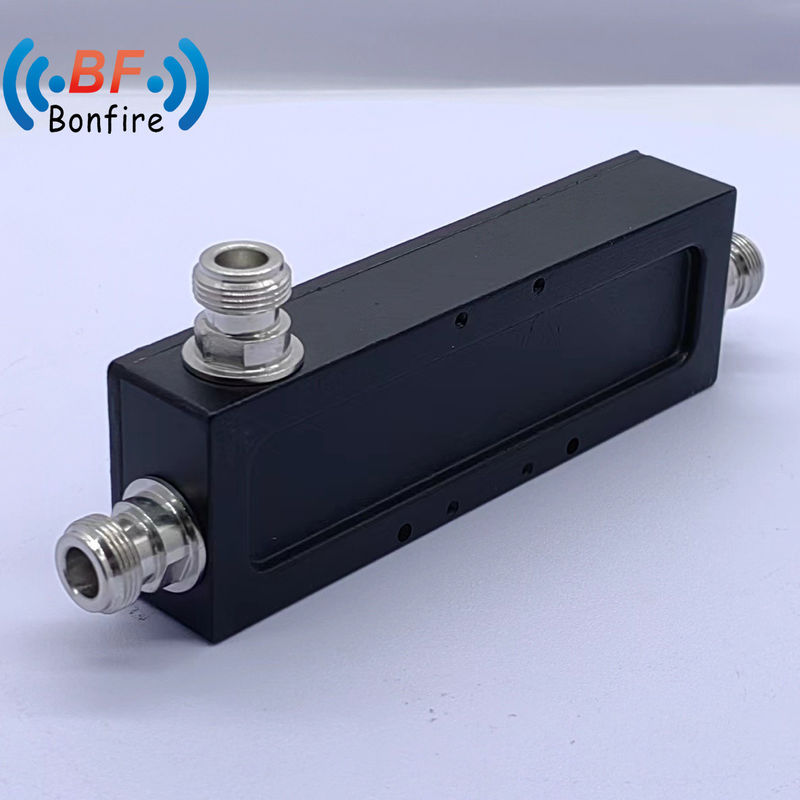 698-2700MHz 8dB RF соединитель для пакета DAS/IBS Размер 10.00cm * 20.00cm * 10.00cm